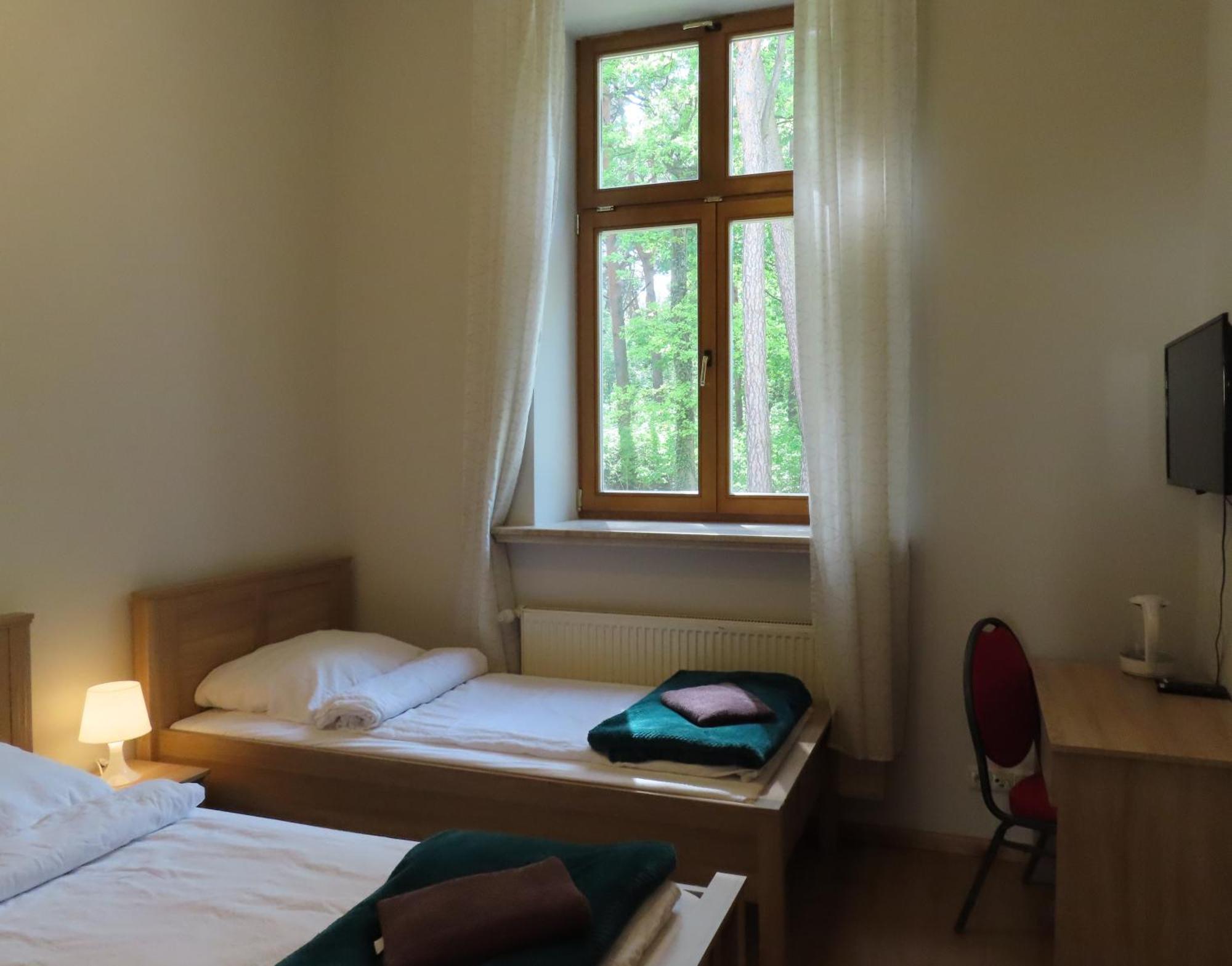 Dobry Zakatek Dom Rekolekcyjny Hotel Konstancin-Jeziorna Exterior foto